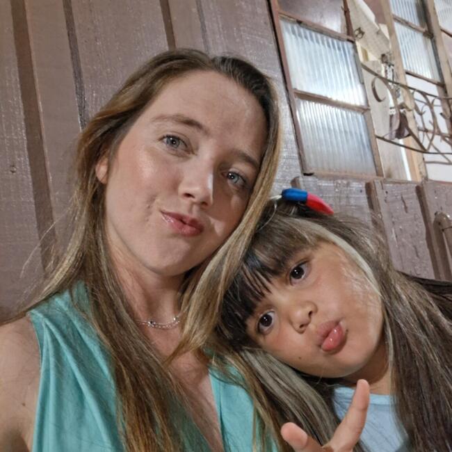 Babysitting job in Cambé: Karen