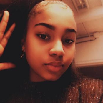 Babysitter Almere Stad: Tyra