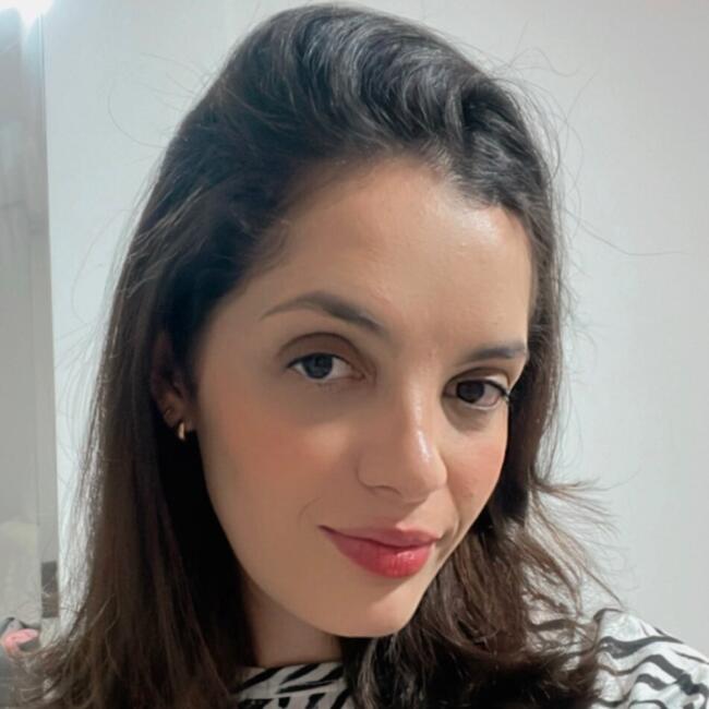 Emprego de babá em Goiânia: Giovanna