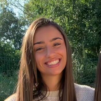 Babysitter Avignon: Lily