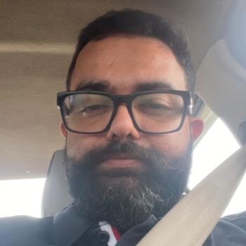 Nanny job in Noida: babysitting job Ankur