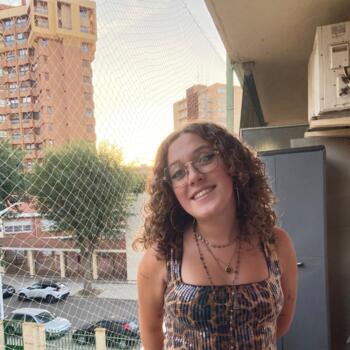 Babysitter in Albacete: Paula
