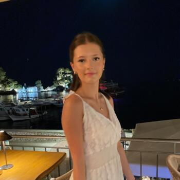 Babysitter in Norrköping: Nathalie