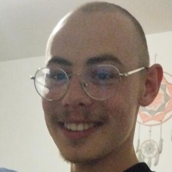 Babysitter in Saint-Amand-les-Eaux: Nathanael