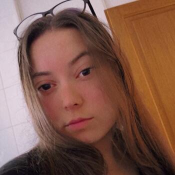 Babysitter in Mourmelon-le-Grand: Lea