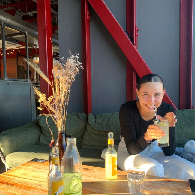 Babysitter in Marseille: Coline