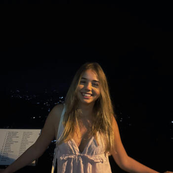 Babysitter a Uster: Leandra