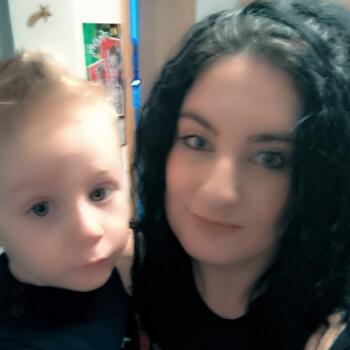 Babysitter in Madžarevo: Jelena