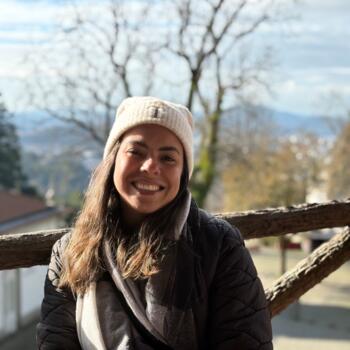 Babysitter in Braga: Maiara
