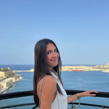 Babysitter in Rennes: Lea