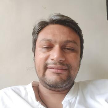 माता-पिता बम्बई: Rachit