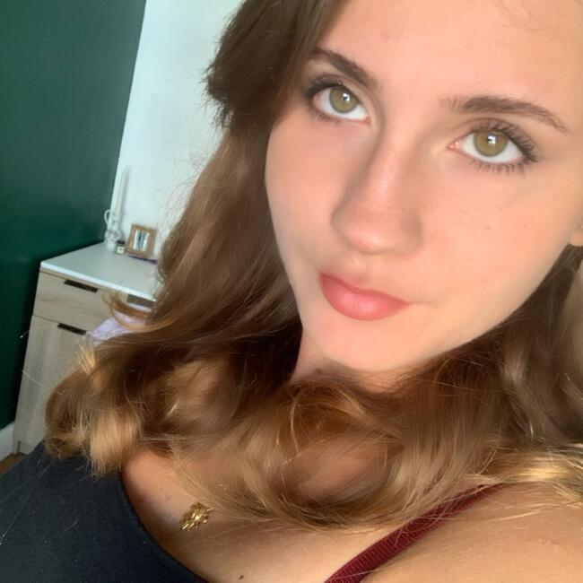 Babysitter in Dijon: Naïa