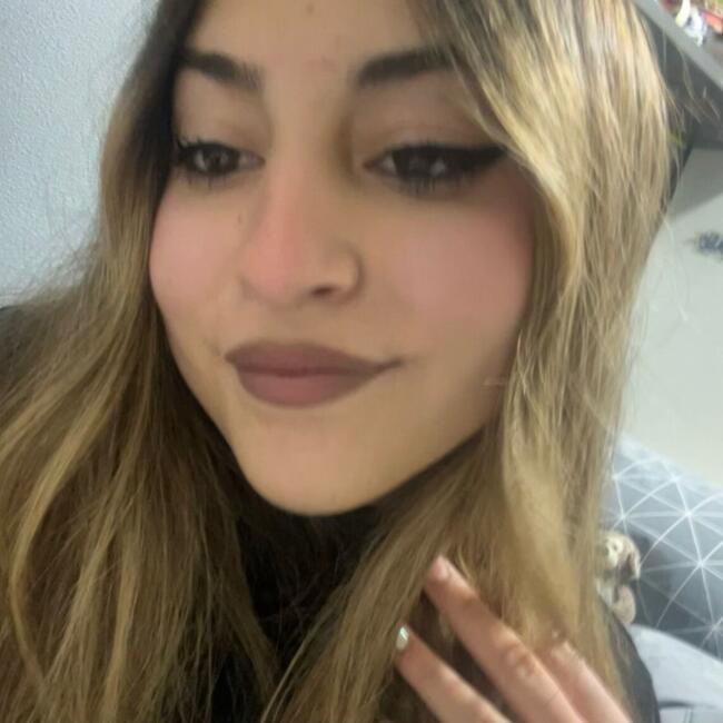 Canguro en Valdepeñas: Laura