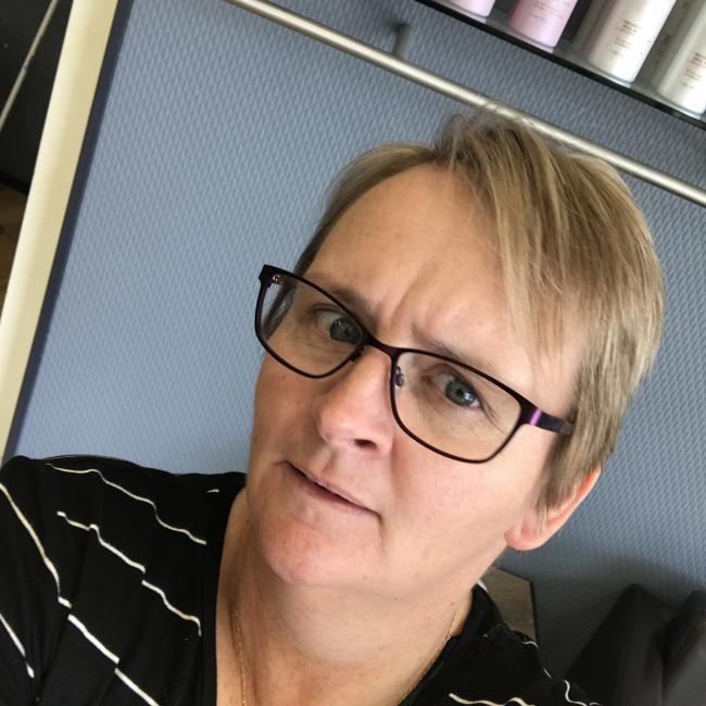 Babysitter in Geelong: Karen