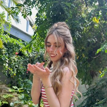 Baby-sitter in Cambridge: Lujain