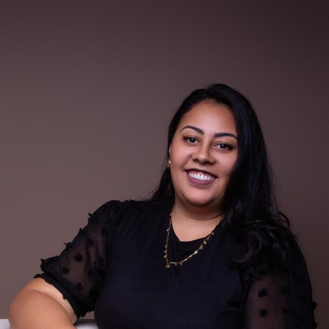 Babysitter in Indaiatuba: Laurie