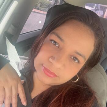 Babysitter in Hesperia: Yanine paola hernandez