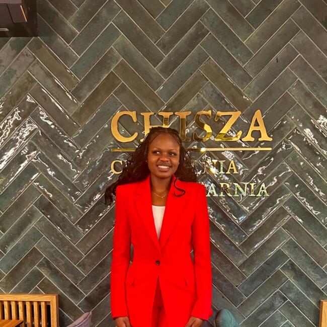 Opiekunka do dziecka w Warszawa: Anesu