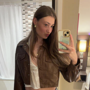 Babysitter Liverpool: Lucy