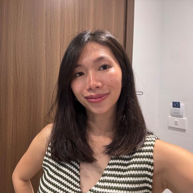 Babysitting job in Vientiane: Temple