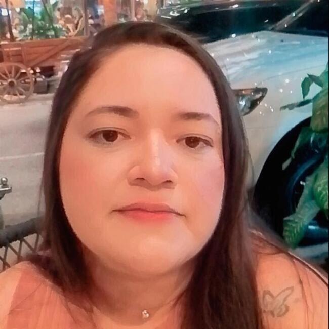 Babysitter em Almada: Diana