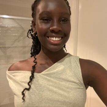 Babysitter Gold Coast: Bakeeta