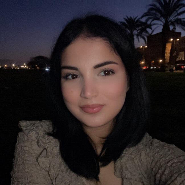 Babysitter in Palermo: Darine