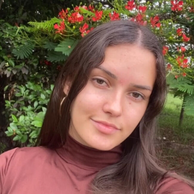 Babysitter in Goiânia: Hevellyn