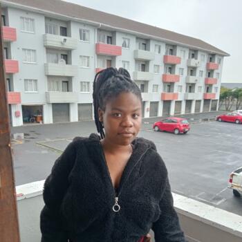 Babysitter in Cape Town: Lilian