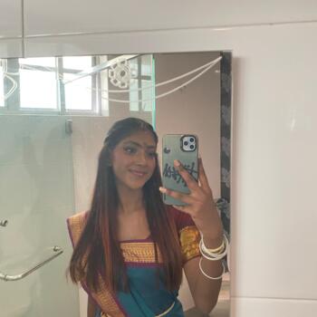 Babysitter in Singapore Island: Sandra