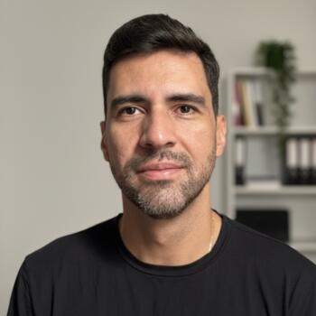 Emprego de babá em Cuiabá: emprego de babá Denys