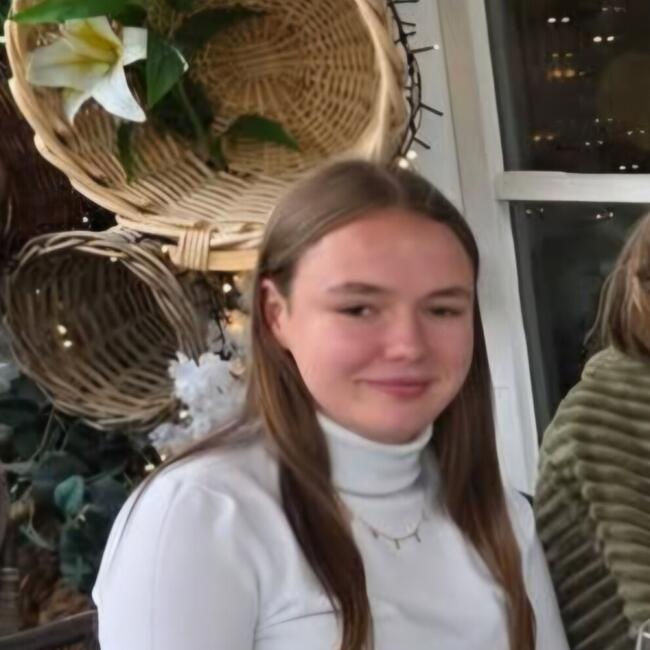 Babysitter in Ichtegem: Kaylin