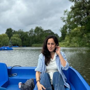 Babysitter Singapore: Ritu