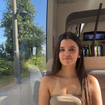 Babysitter in Tours: Lidia