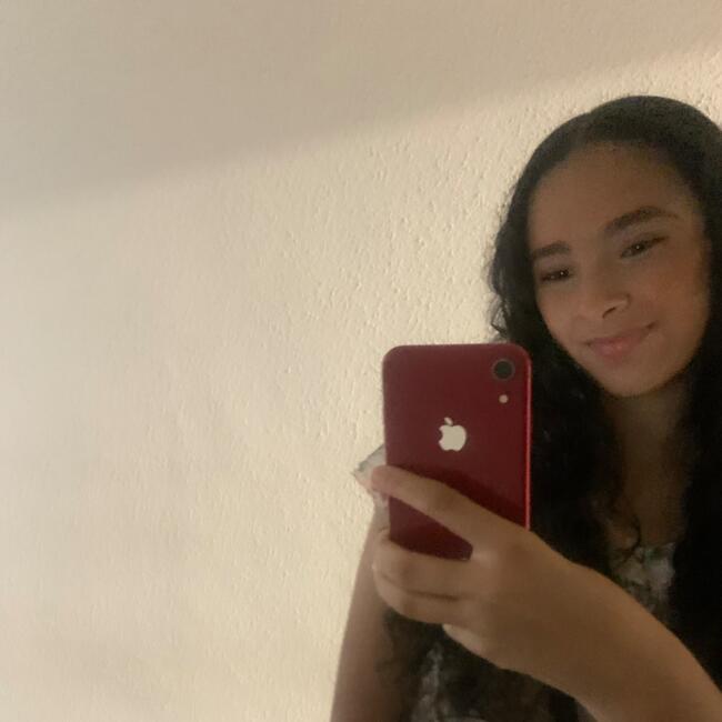 Babysitter in Bergerac: Selma