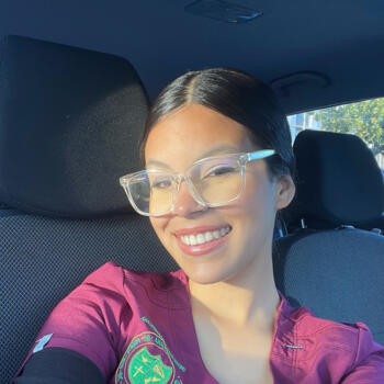 Babysitter in Coto Laurel: Briana Liz