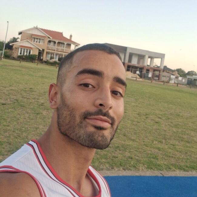 Babysitter in Le Mans: Mohamed