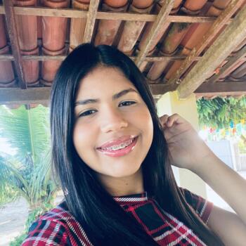 Babá em Pilar (Paraíba): Larissa