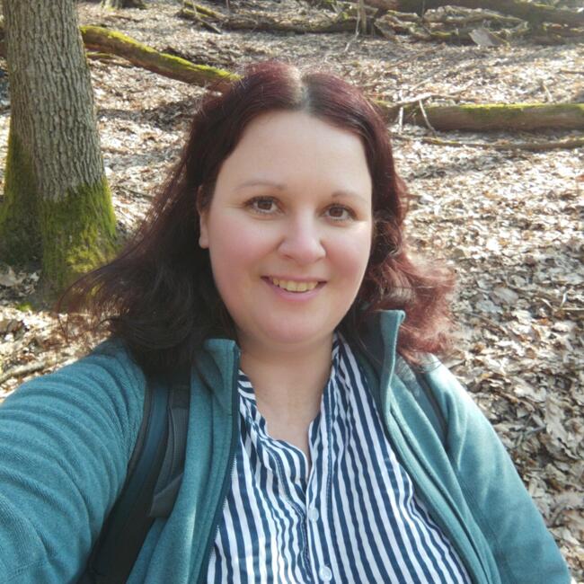 Babysitter in Budapest: Hajnalka