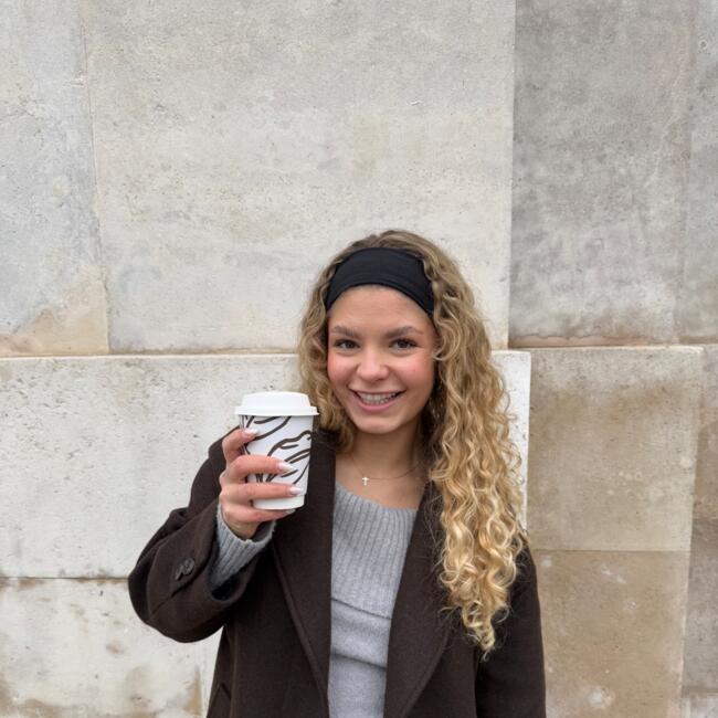 Babysitter in Langenzersdorf: Lisa