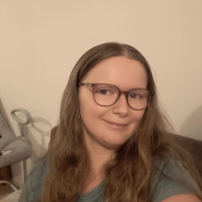 Babysitter in Jurques: Lucie