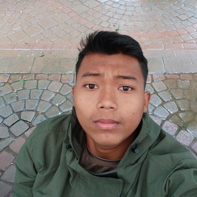 Babysitting job in Surabaya: Herry