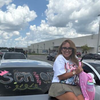 Babysitter in Davenport (Florida): Ally