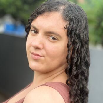 Babá em Tubarão: Karolyne