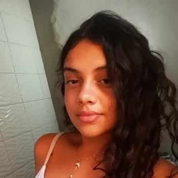 Babá em Barra Mansa: Maria