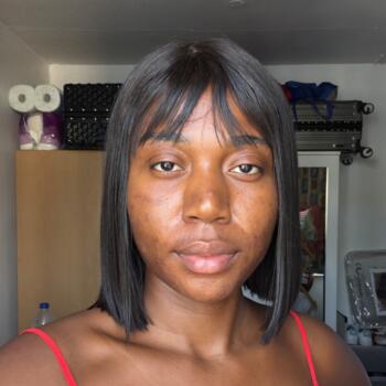 Nanny in London: Faith Ekelina