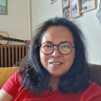 Nanny in Sainte-Colombe (Île-de-France): Bakoelisoa