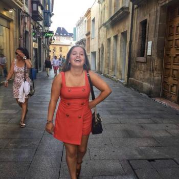 Canguro Oviedo: Ángela María