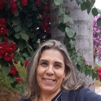 Babá Barra Mansa: Silvia