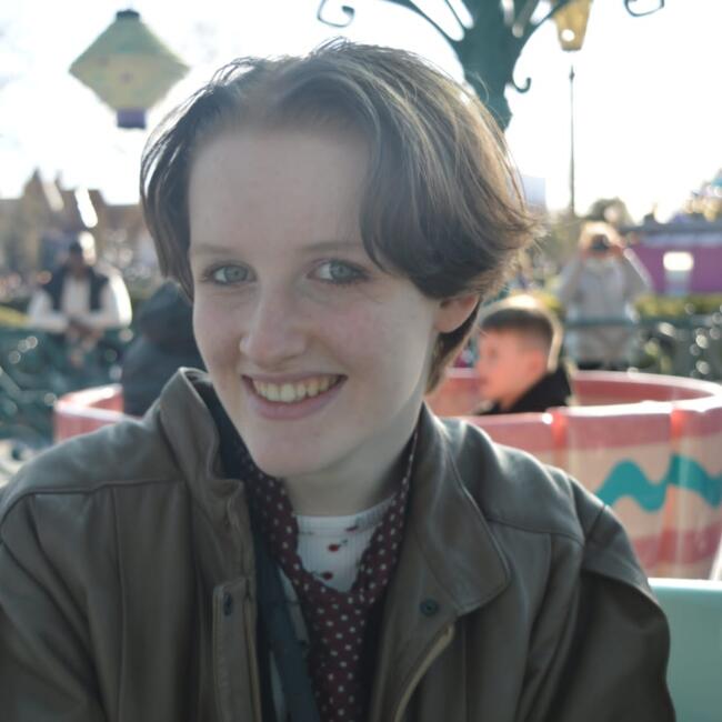 Babysitter in Tournai: Chloé